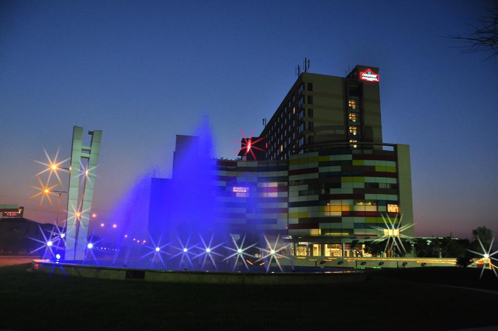 Country Inn & Suites By Radisson, Bathinda Exteriér fotografie